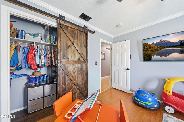 900 Huffine Road, Johnson City, TN 37604