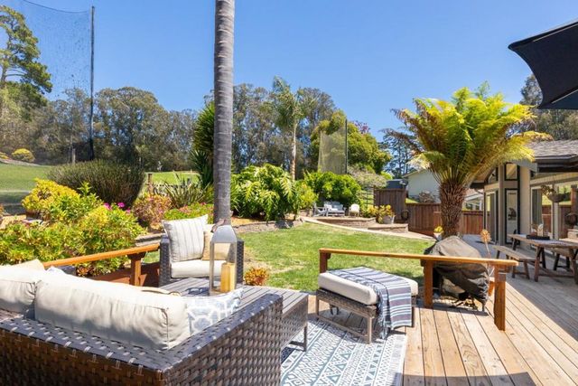 427 Sumner Avenue, Aptos, CA 95003