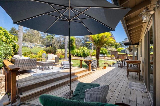 427 Sumner Avenue, Aptos, CA 95003