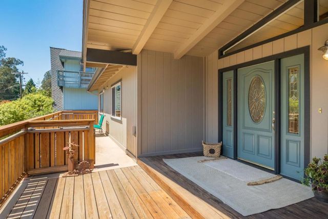 427 Sumner Avenue, Aptos, CA 95003