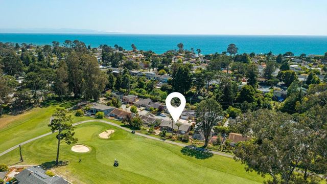 427 Sumner Avenue, Aptos, CA 95003