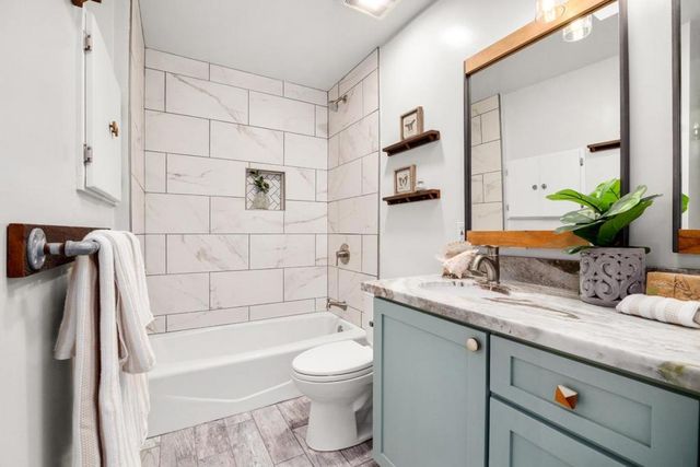 427 Sumner Avenue, Aptos, CA 95003