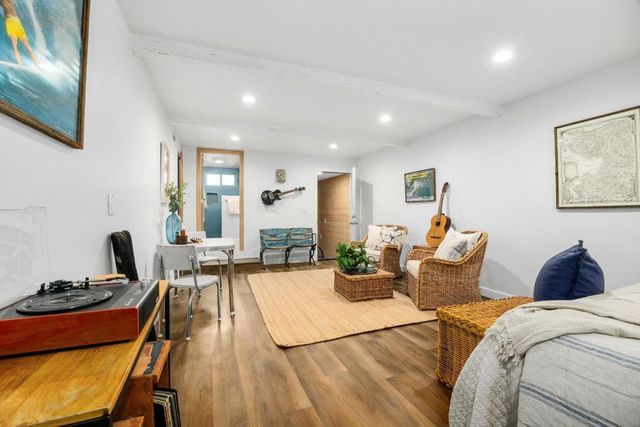 427 Sumner Avenue, Aptos, CA 95003