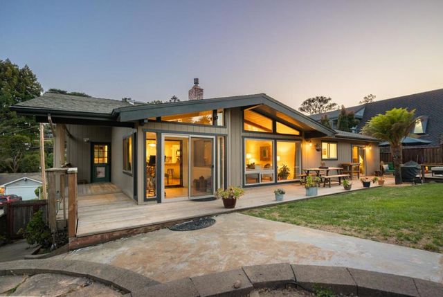 427 Sumner Avenue, Aptos, CA 95003