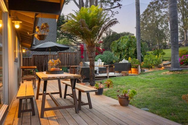 427 Sumner Avenue, Aptos, CA 95003