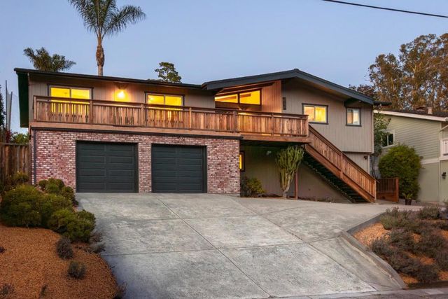 427 Sumner Avenue, Aptos, CA 95003