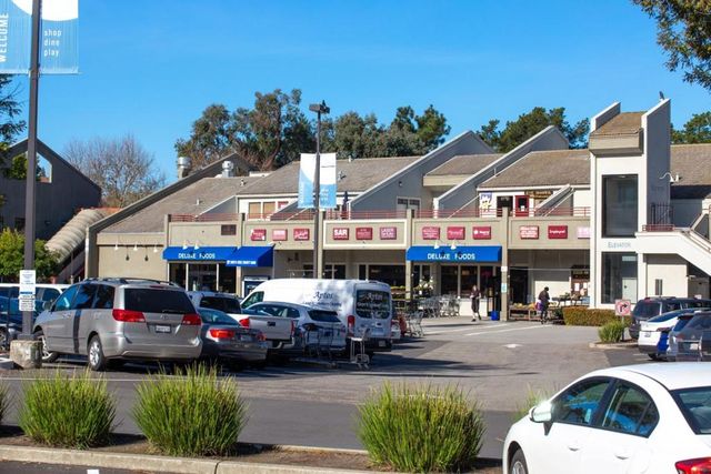 427 Sumner Avenue, Aptos, CA 95003