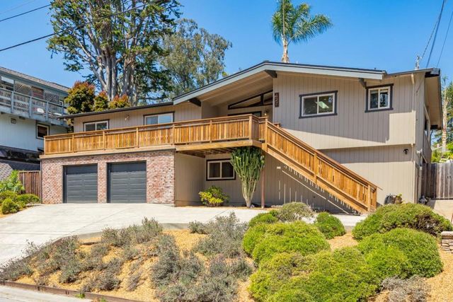 427 Sumner Avenue, Aptos, CA 95003