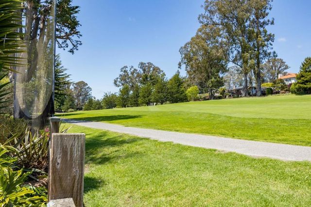 427 Sumner Avenue, Aptos, CA 95003