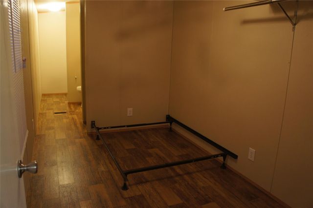 601 Clear Lake Road A, Highlands, TX 77562