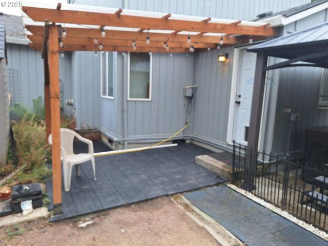 235 Ne LENOX St, Hillsboro, OR 97124