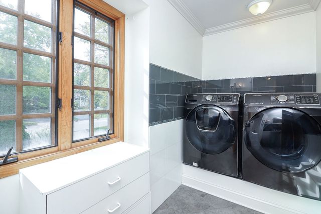 39 Mockingbird Lane, Oak Brook, IL 60523