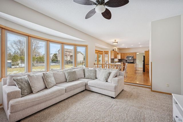 17532 82nd Avenue N, Maple Grove, MN 55311