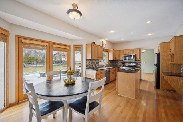 17532 82nd Avenue N, Maple Grove, MN 55311