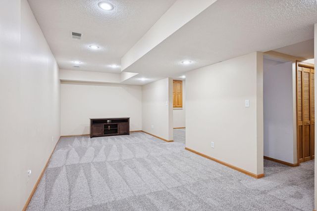 17532 82nd Avenue N, Maple Grove, MN 55311