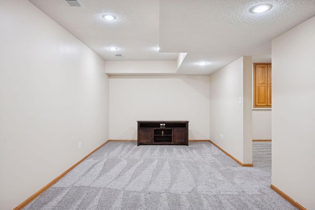 17532 82nd Avenue N, Maple Grove, MN 55311