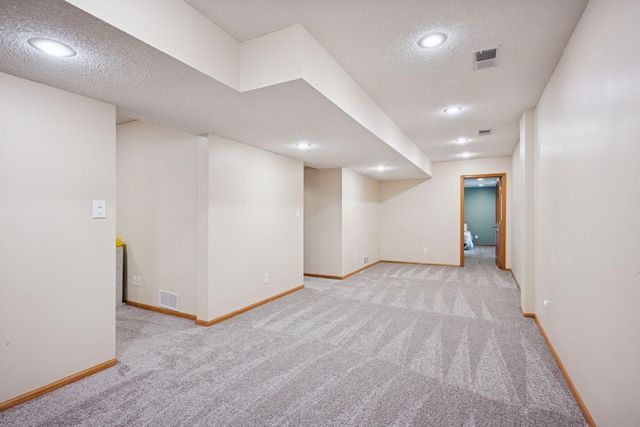 17532 82nd Avenue N, Maple Grove, MN 55311