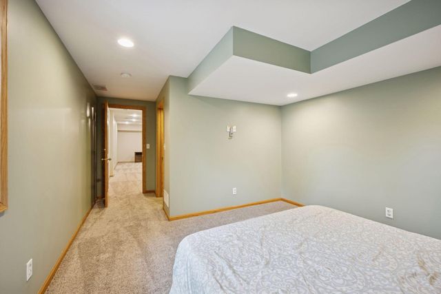 17532 82nd Avenue N, Maple Grove, MN 55311