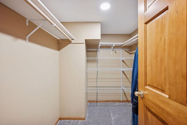 17532 82nd Avenue N, Maple Grove, MN 55311