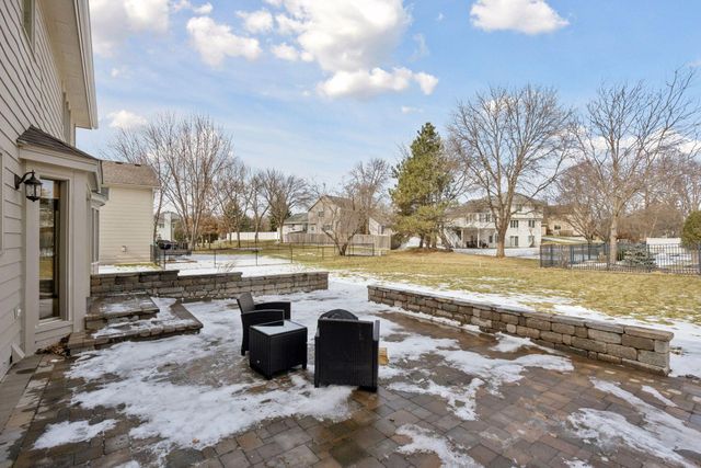 17532 82nd Avenue N, Maple Grove, MN 55311