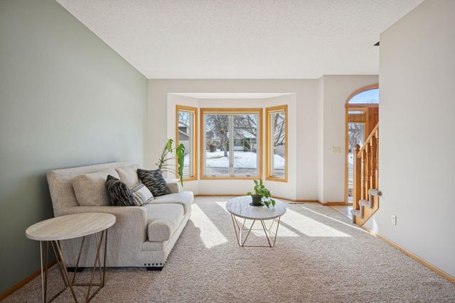 17532 82nd Avenue N, Maple Grove, MN 55311