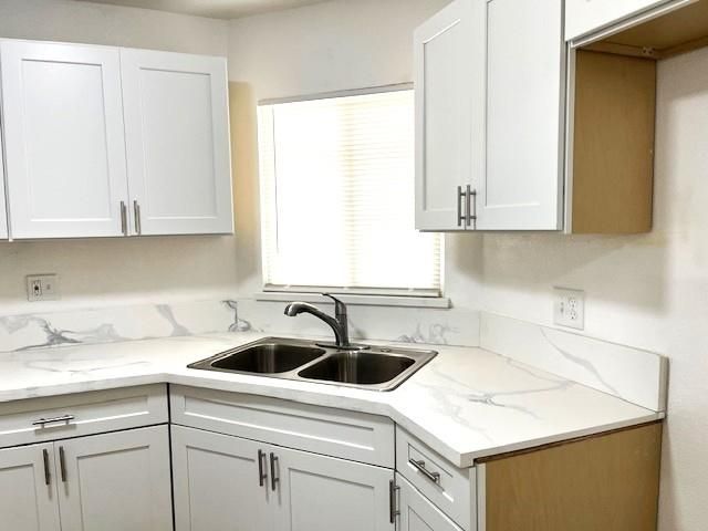 214 E Linden, Reedley, CA 93654