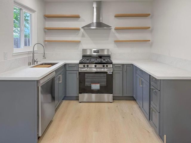 7804 37th, Sacramento, CA 95824