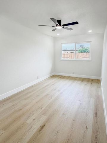 7804 37th, Sacramento, CA 95824