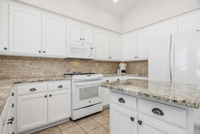 4238 Lindos Way, Oceanside, CA 92056