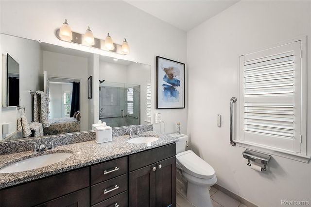 3045 Bridgewater Road 5, Auburn Hills, MI 48326