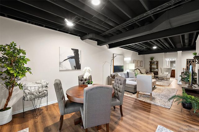3045 Bridgewater Road 5, Auburn Hills, MI 48326