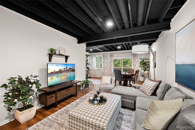 3045 Bridgewater Road 5, Auburn Hills, MI 48326