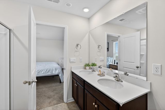 1221 Canter Place, Roebuck, SC 29376