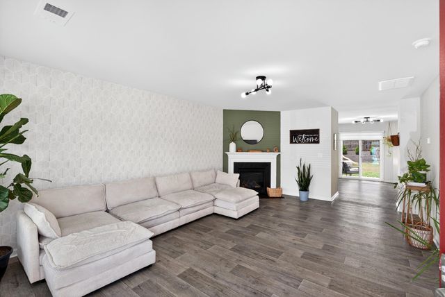 1221 Canter Place, Roebuck, SC 29376