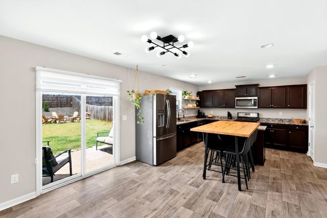 1221 Canter Place, Roebuck, SC 29376
