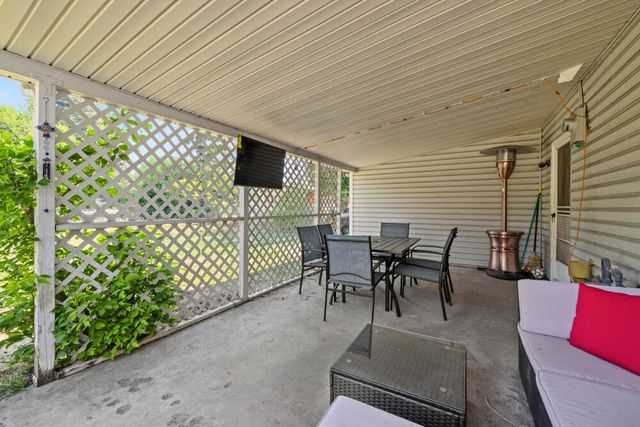 5705 Casa Way, Klamath Falls, OR 97603