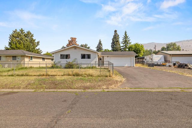 5705 Casa Way, Klamath Falls, OR 97603