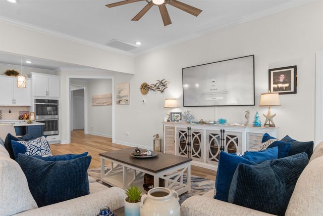 1718 Martinique Dr., Little River, SC 29566