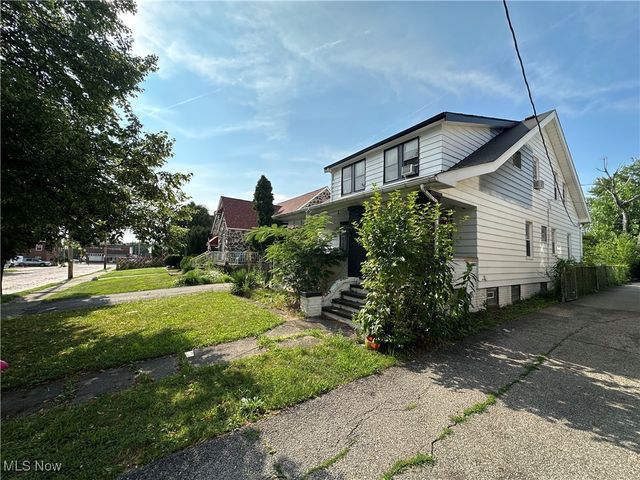 8115 Bancroft Avenue, Cleveland, OH 44105