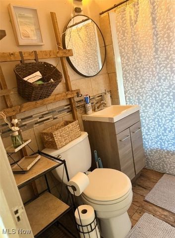 8115 Bancroft Avenue, Cleveland, OH 44105