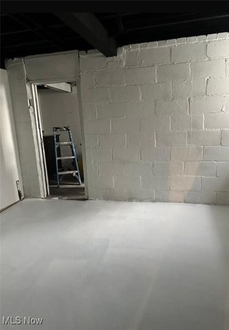 8115 Bancroft Avenue, Cleveland, OH 44105