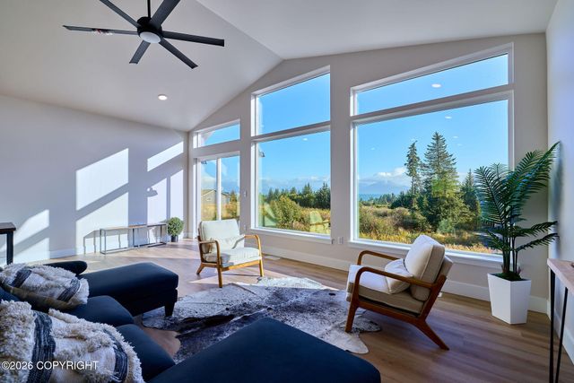 1082 Robert Avenue, Homer, AK 99603