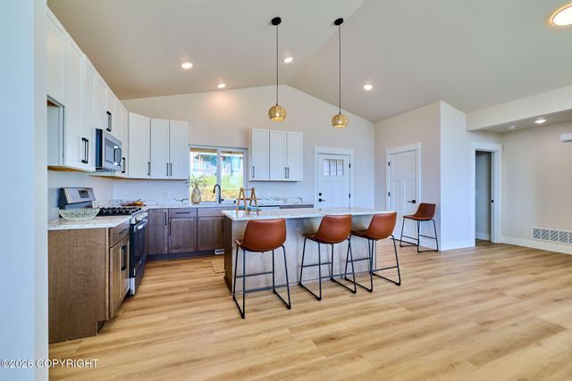 1082 Robert Avenue, Homer, AK 99603