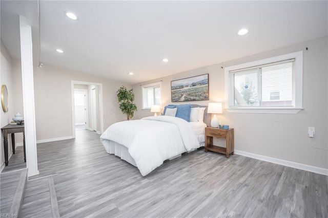 5728 Azalea Garden RD, Norfolk, VA 23518