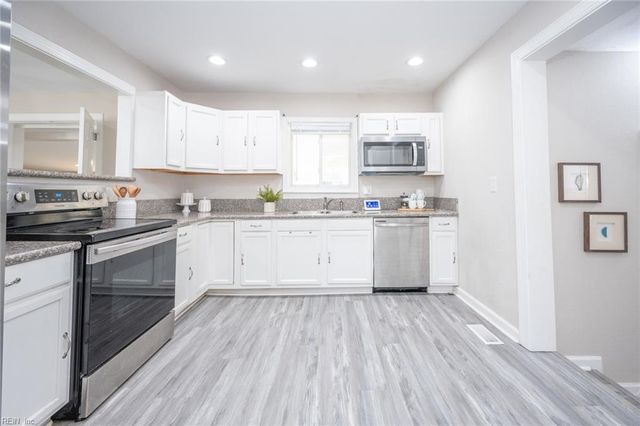 5728 Azalea Garden RD, Norfolk, VA 23518