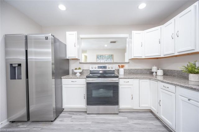 5728 Azalea Garden RD, Norfolk, VA 23518