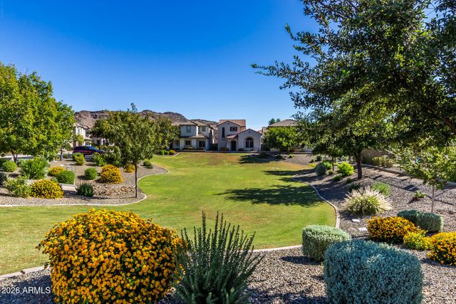26625 N BABBLING BROOK Drive, Phoenix, AZ 85083