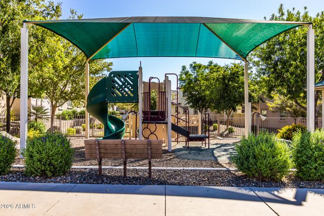26625 N BABBLING BROOK Drive, Phoenix, AZ 85083