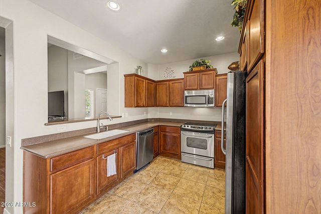26625 N BABBLING BROOK Drive, Phoenix, AZ 85083