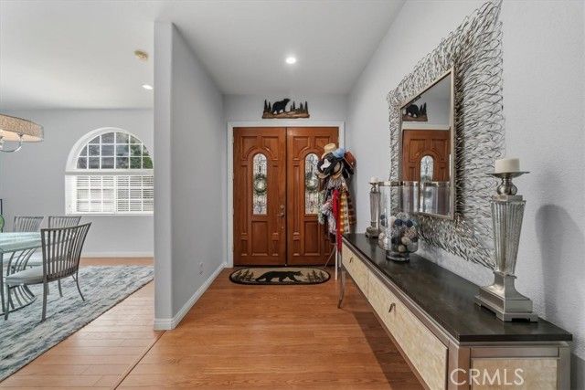 27312 Little Bear, Lake Arrowhead, CA 92317